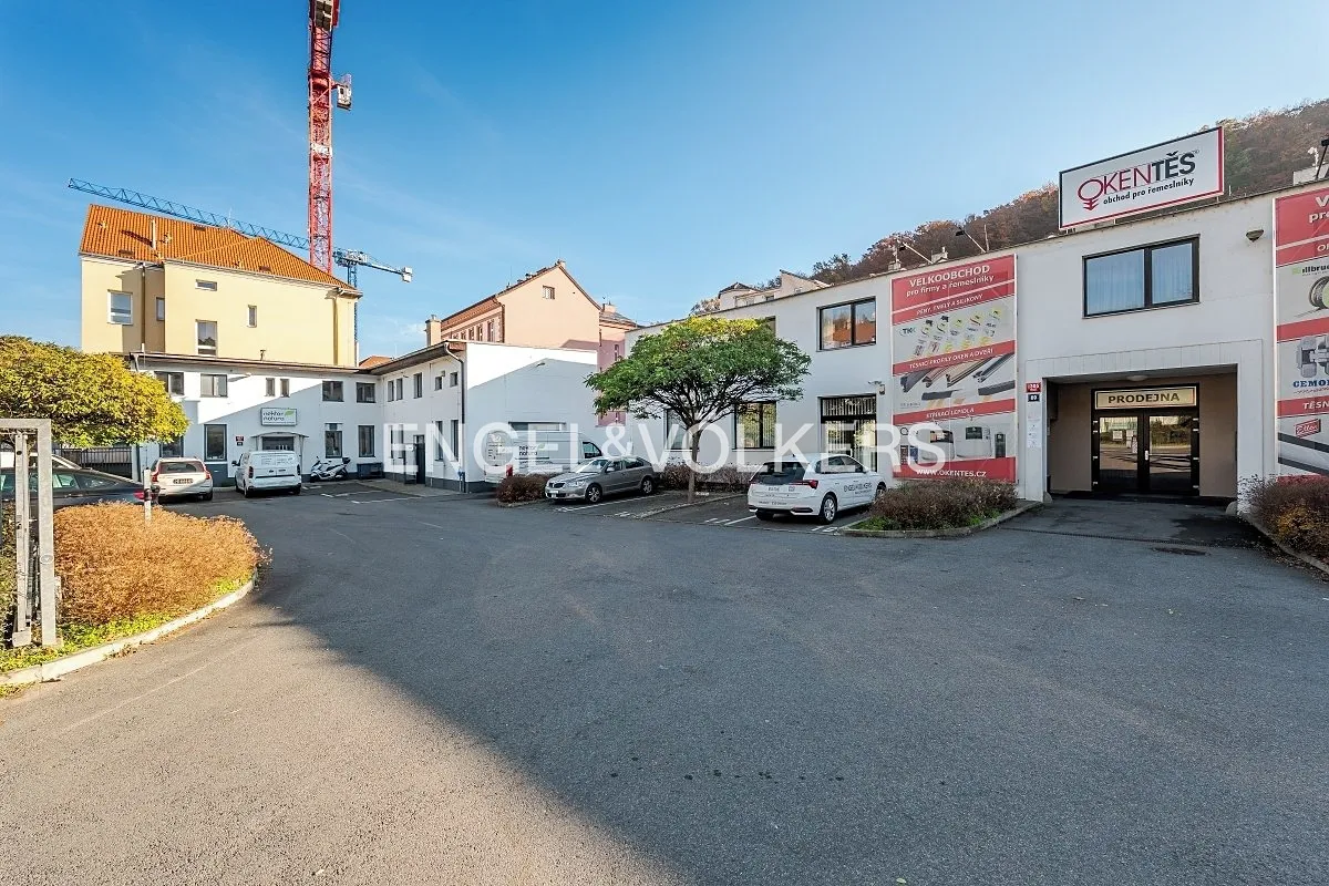 Pronájem kanceláře 92 m²